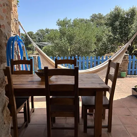 Kompleks wypoczynkowy Super Cosy House With Private Pool And Amazing View